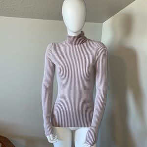 Express pink dual color ribbed turtleneck size small